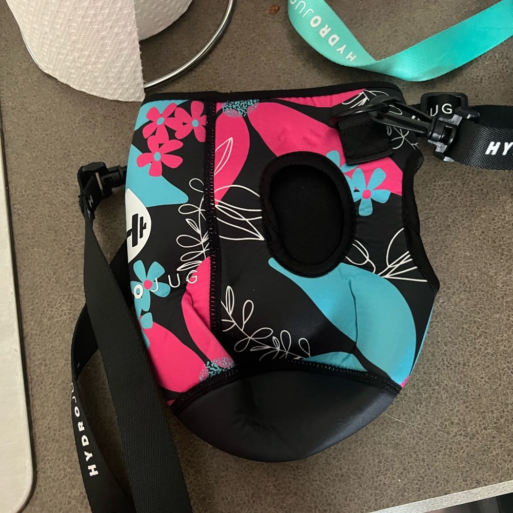 Hydro jug sleeve